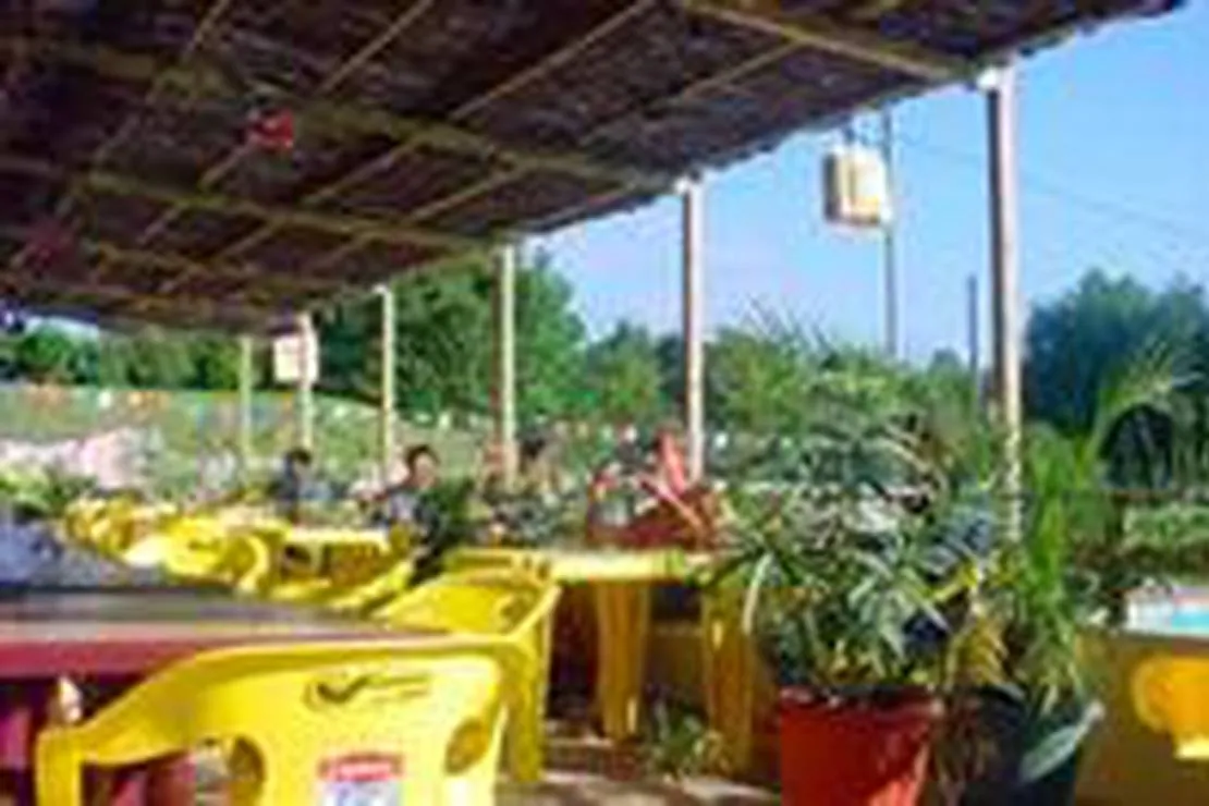 camping-loasis-du-berry-saint-gaultier-lapk5