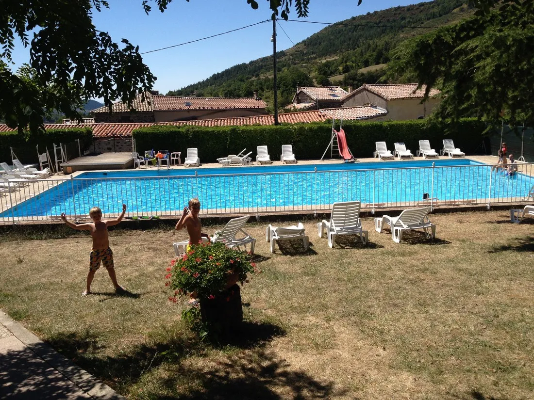 les-lavandes-darbres-ardeche-unwr5