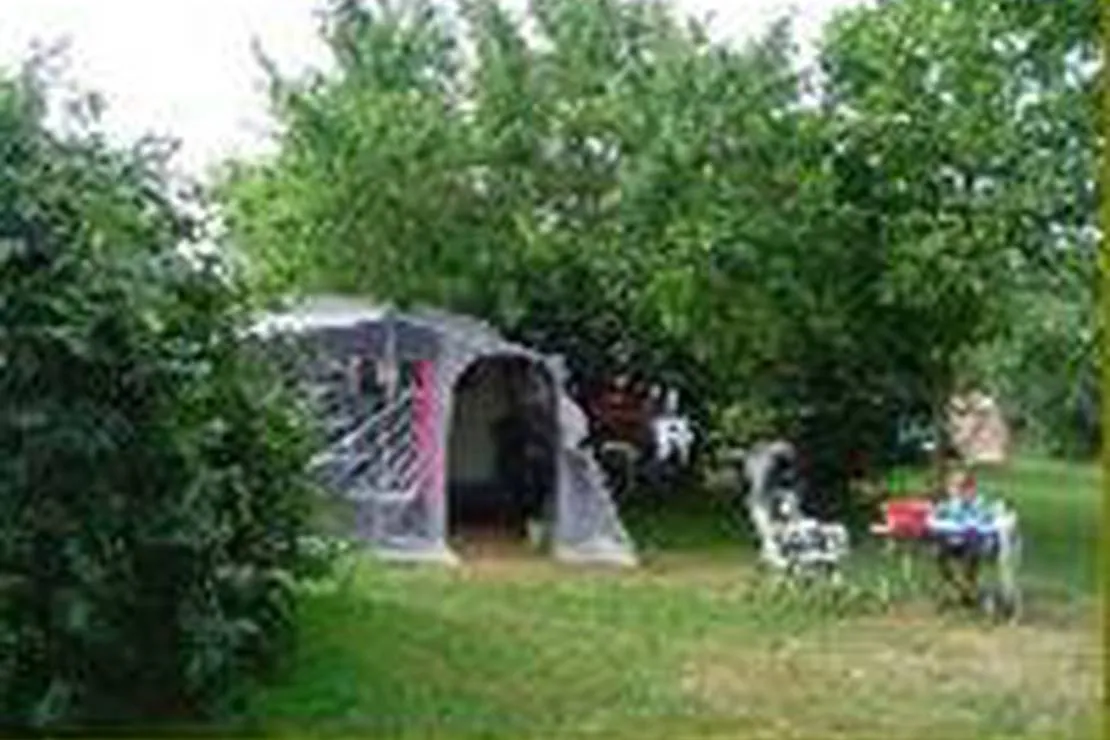 camping-a-la-ferme-la-safraniere-de-louest-le-ferre-wmfgz