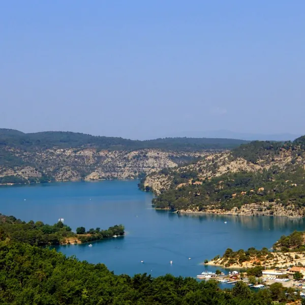 le-soleil-esparron-de-verdon-vukmh