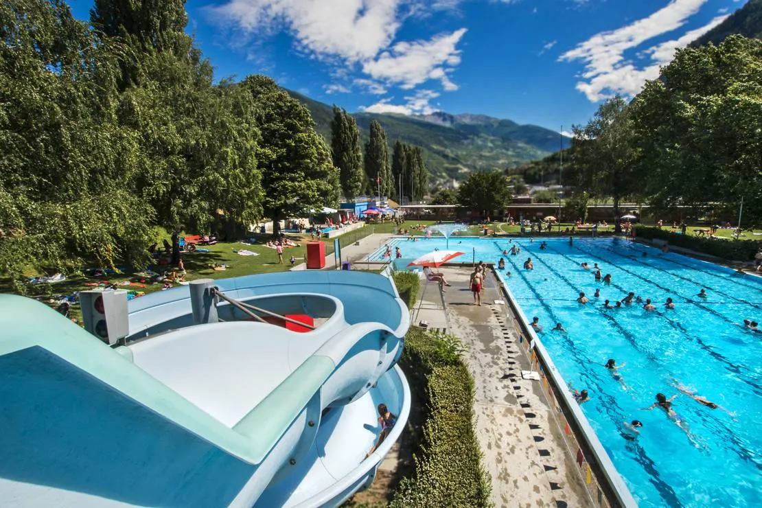 camping-schwimmbad-muhleye-visp-aztzz