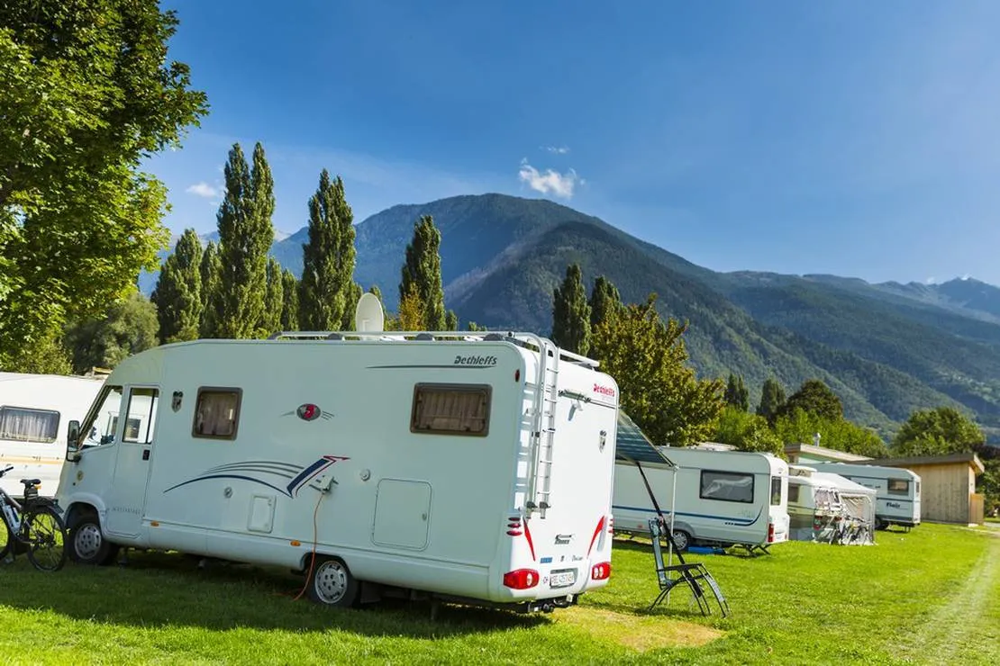 camping-schwimmbad-muhleye-visp-bnclt
