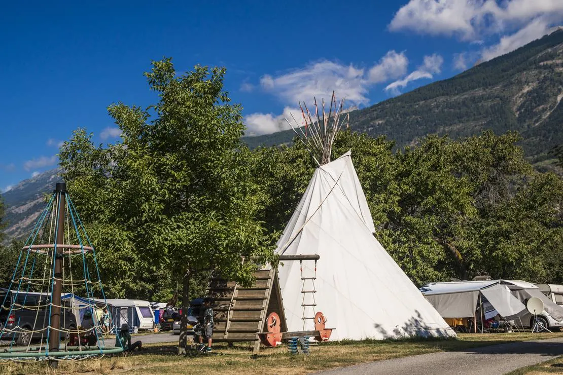 camping-schwimmbad-muhleye-visp-h4zop