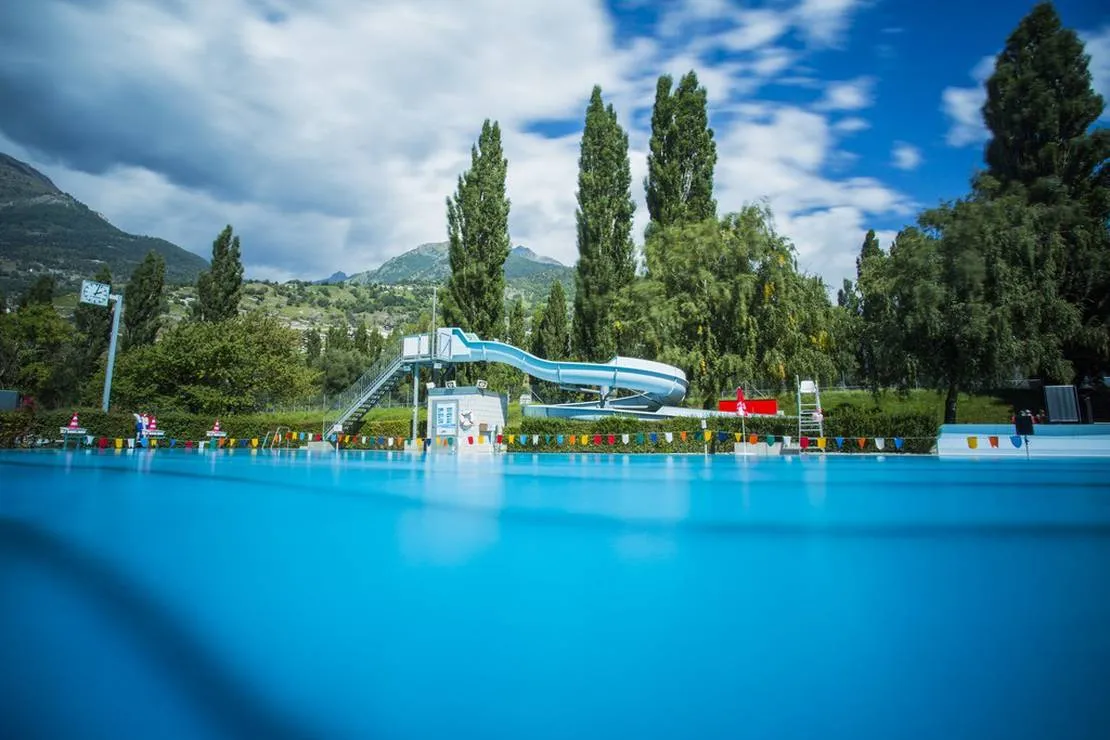 camping-schwimmbad-muhleye-visp-hhp1v