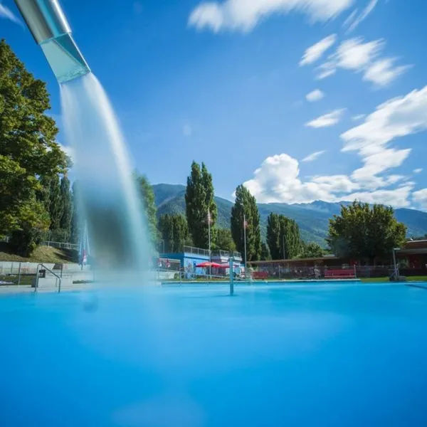 camping-schwimmbad-muhleye-visp-jknke