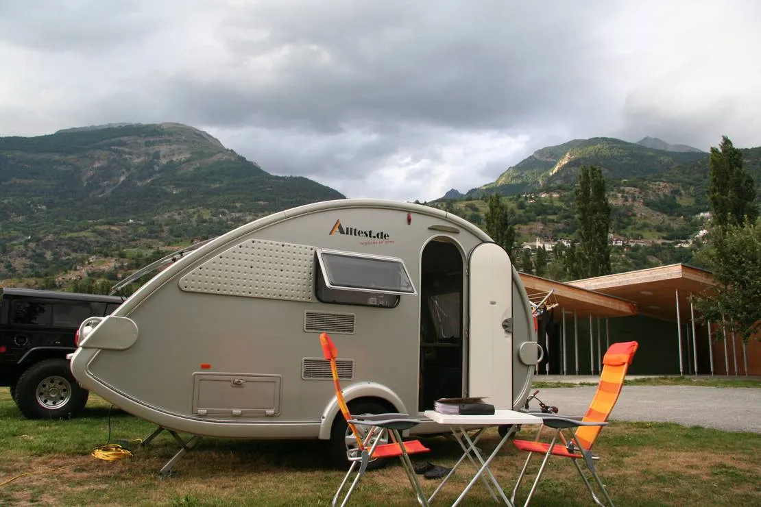 camping-schwimmbad-muhleye-visp-ozntm