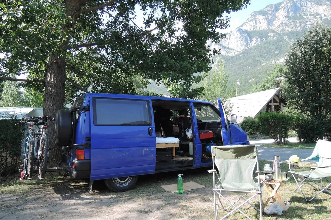 camping-municipal-les-ecrins-largentiere-la-bessee-conqw