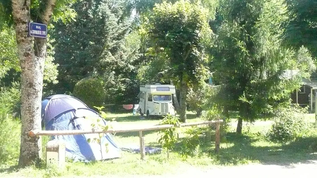 retro-passion-chatel-montagne-fvi7g