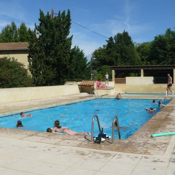 le-grand-bois-le-pontet-vaucluse-6tz7g