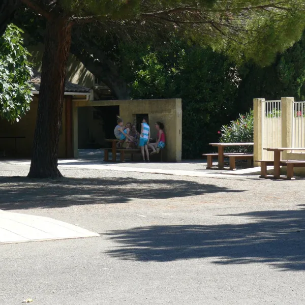le-grand-bois-le-pontet-vaucluse-k6jie