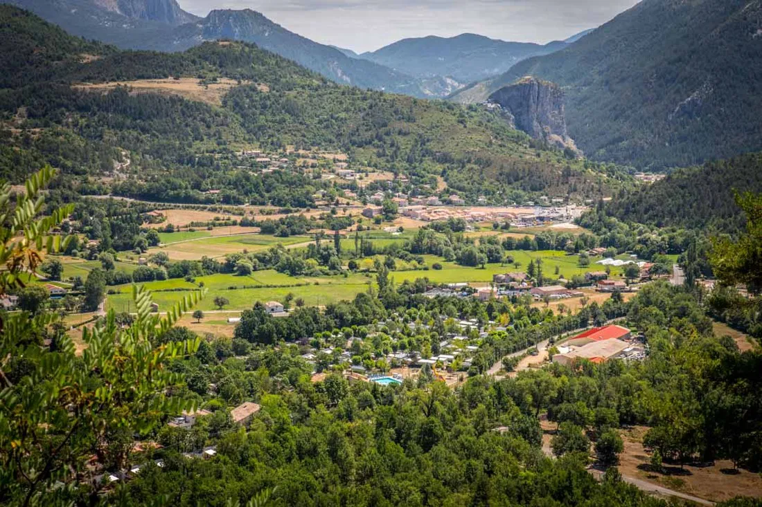 terra-verdon-ciela-village-castellane-iiusu