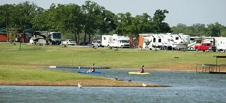 the-vineyards-campground-cabins-grapevine-ivmhh