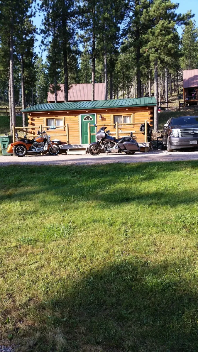 holy-smoke-resort-keystone-1lkaw