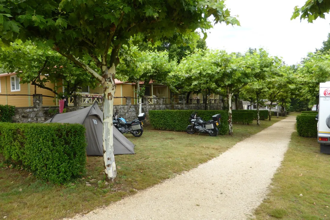 le-vieux-vallon-vallon-pont-darc-ardeche-8bgtw
