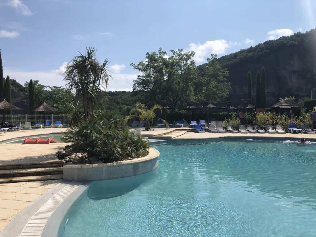 le-riviera-ruoms-sampzon-ardeche-ixyv1