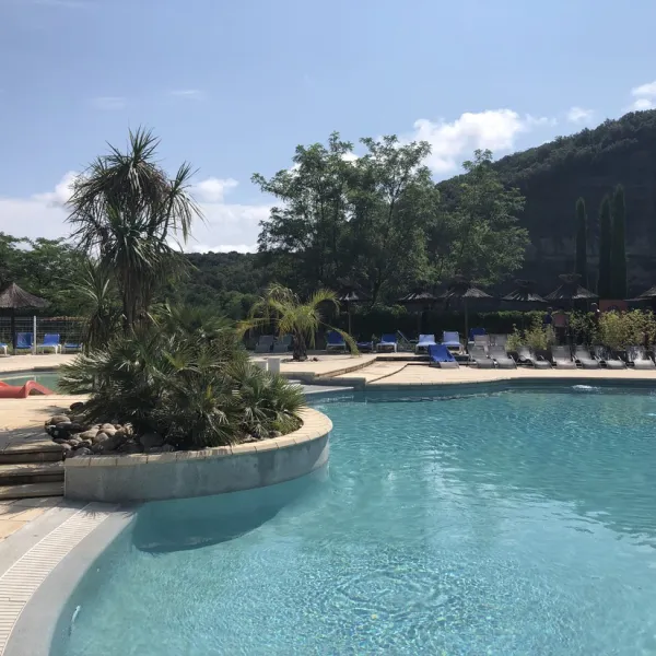 le-riviera-ruoms-sampzon-ardeche-ixyv1