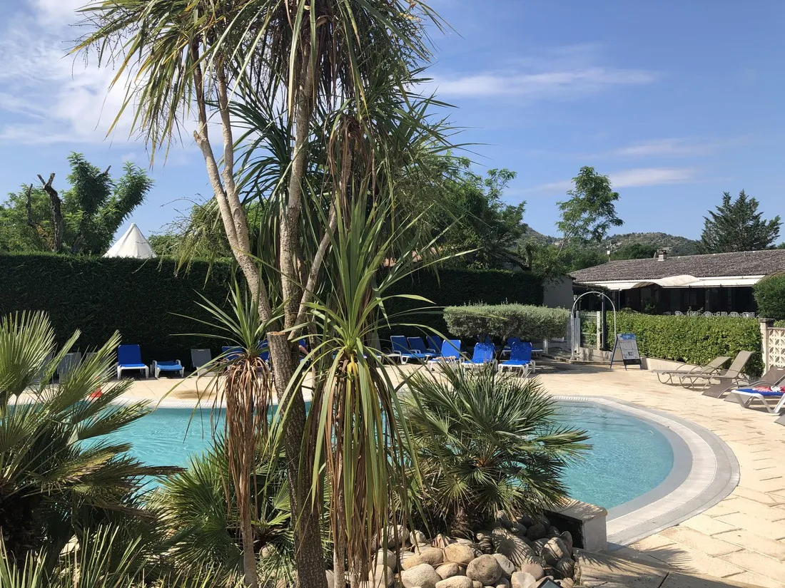 le-riviera-ruoms-sampzon-ardeche-xdi0n