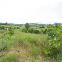 camping-a-la-ferme-les-pins-montchenu-3fwal
