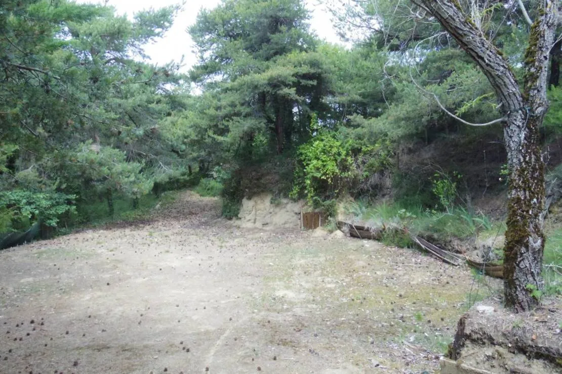 camping-a-la-ferme-les-pins-montchenu-dvi7c