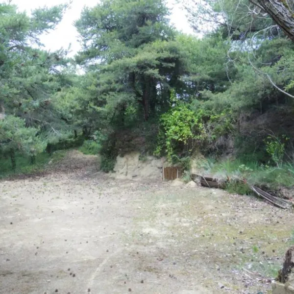 camping-a-la-ferme-les-pins-montchenu-dvi7c