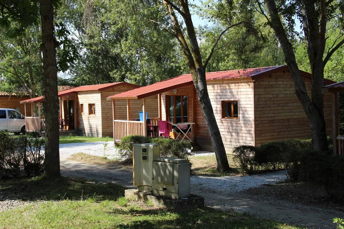 du-lac-de-la-thesauque-nailloux-qoh9x