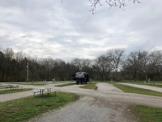 texas-t-campground-cornersville-slihx