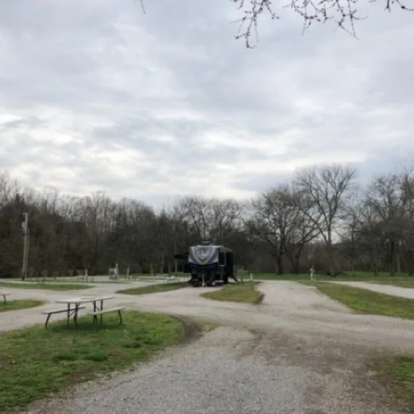 texas-t-campground-cornersville-slihx