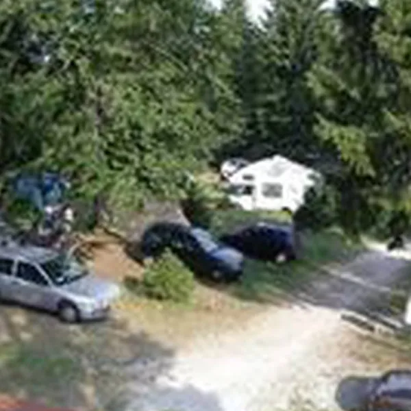 camping-chalet-du-bugnon-lac-des-rouges-truites-owvi2