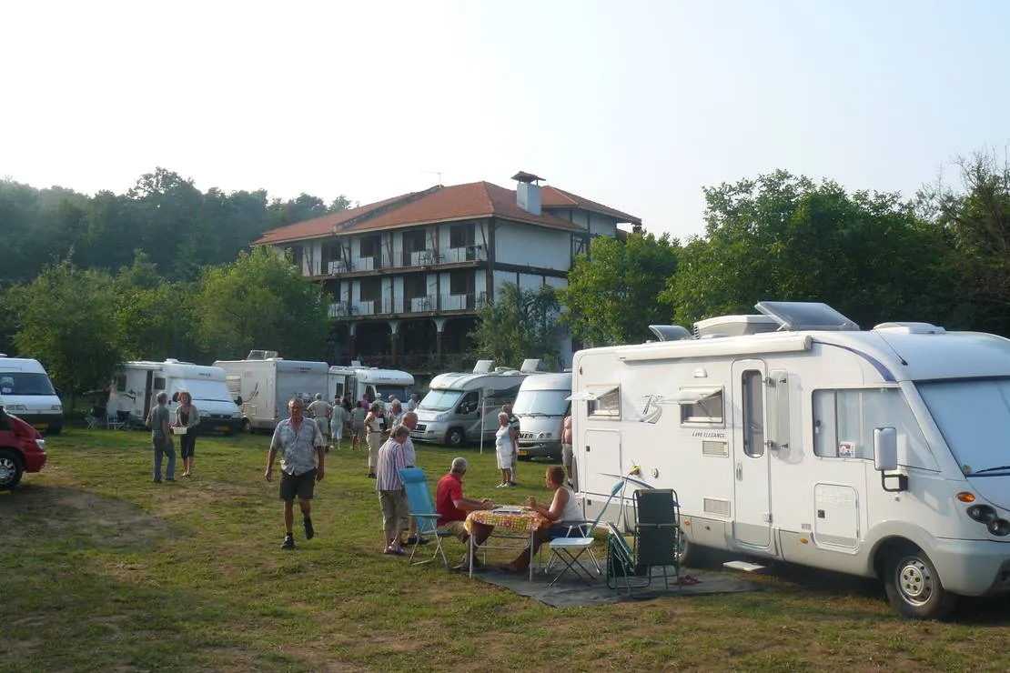 camping-han-madona-falkovets-yanyovets-8kbdf