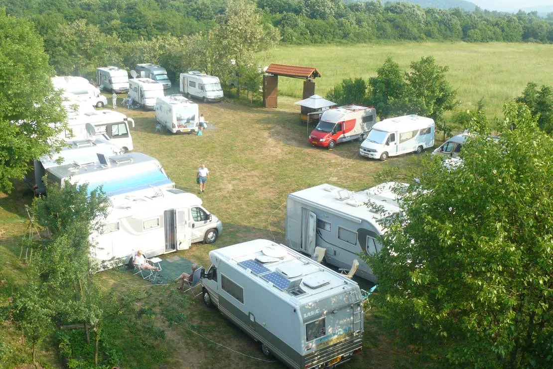 camping-han-madona-falkovets-yanyovets-v05nc