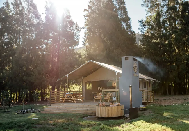 africamps-at-doolhof-wine-estate-wellington-uglvg