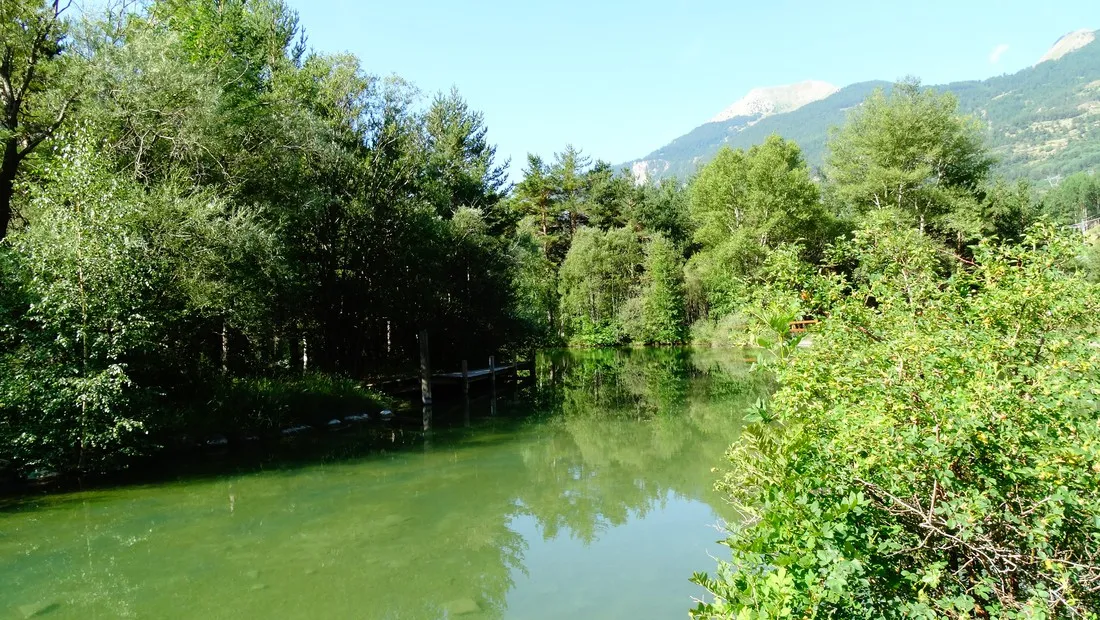 base-de-loisirs-champ-feleze-la-condamine-chatelard-rpens