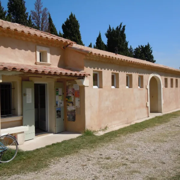 parc-de-la-bastide-st-remy-de-provence-bouches-du-rhone-ervtz