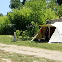 parc-de-la-bastide-st-remy-de-provence-bouches-du-rhone-xzdpk
