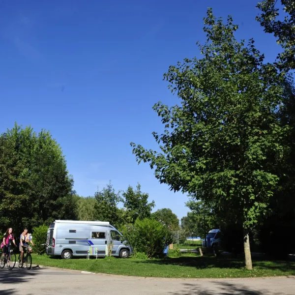 la-plage-besancon-doubs-dkw2g