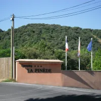 la-pinede-greoux-les-bains-jjxcp