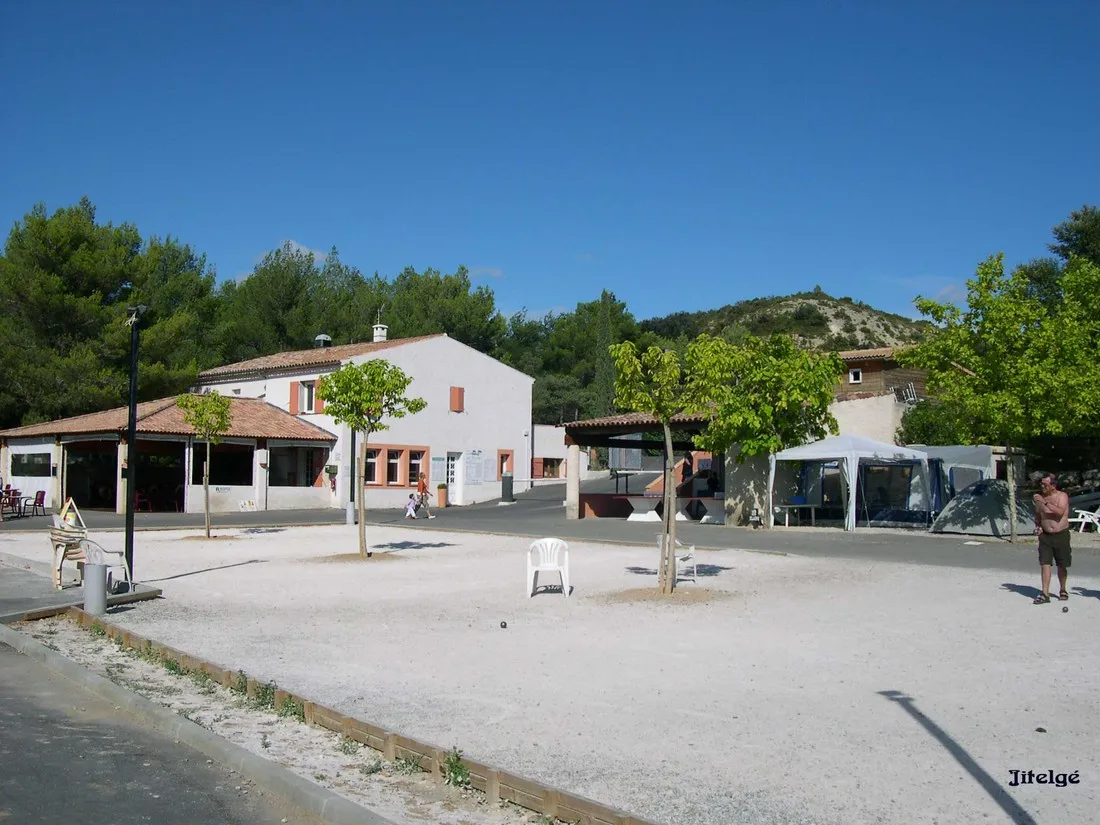 la-pinede-greoux-les-bains-zxuyc