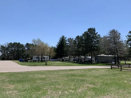 wisconsin-riverside-resort-spring-green-okwyv