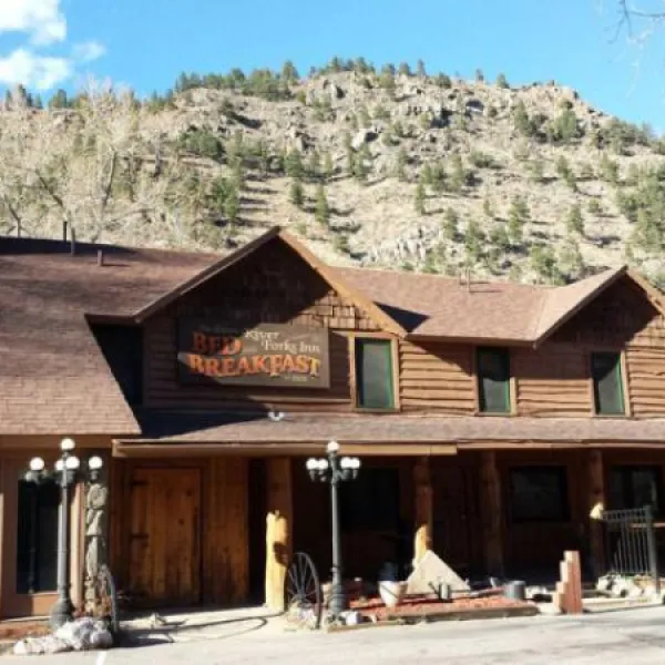 river-forks-inn-and-campground-drake-ieoke