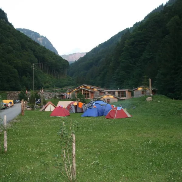 camping-husky-lodge-muotathal-nv3n6