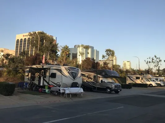 golden-shore-rv-resort-long-beach-fxtq8