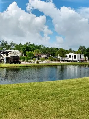 buttonwood-inlet-rv-resort-cortez-6spuf