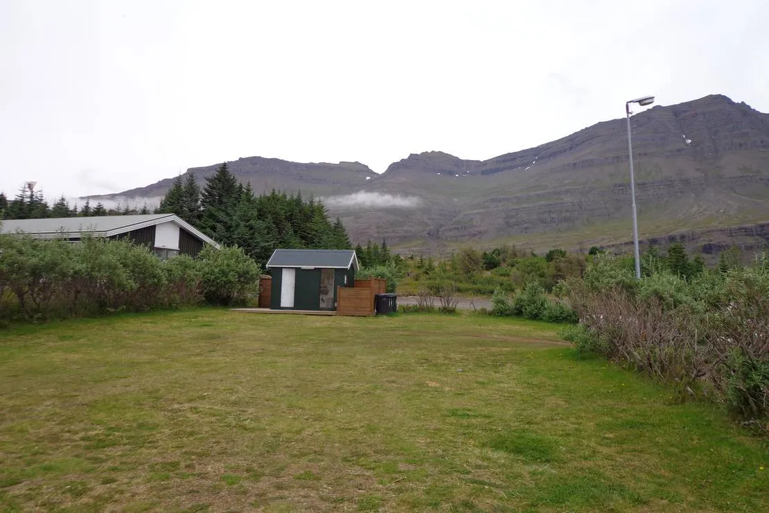 tjaldsvaedid-breiddalsvik-breiddalsvik-xddcz