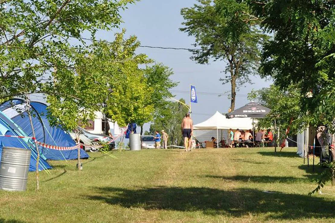 royal-pring-camping-kerepes-xevso