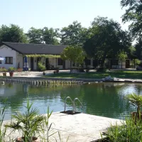 dreilandereck-ferienpark-der-naturisten-neuenburg-t4kpi