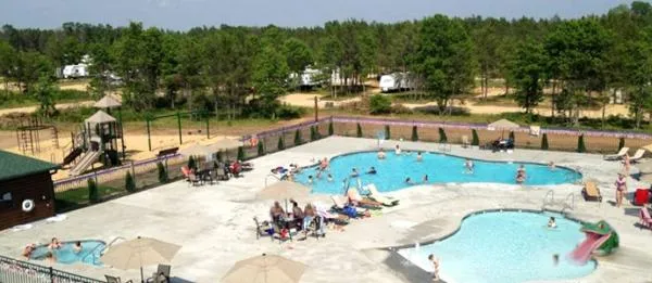 summer-hideaway-rv-campground-resort-necedah-euejp