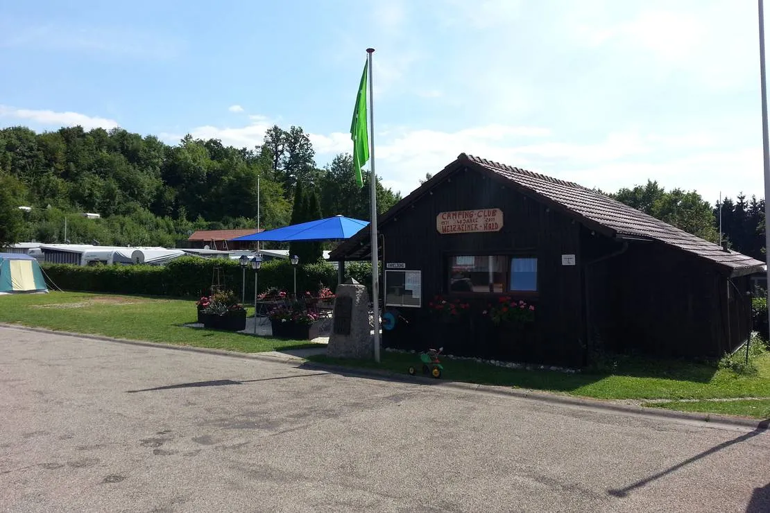 campingplatz-gotzenbachsee-goggingen-bsgqa