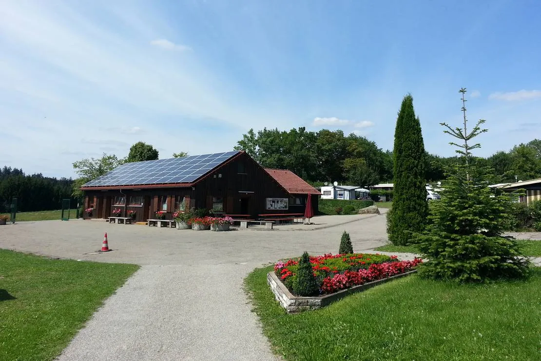 campingplatz-gotzenbachsee-goggingen-vba1o