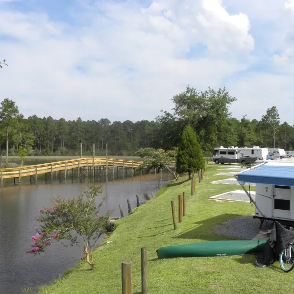 avalon-landing-rv-park-milton-ckhnr