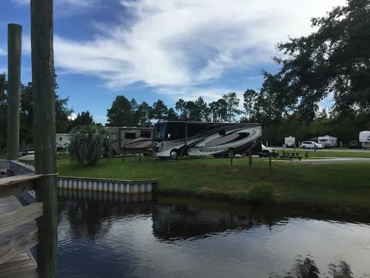 avalon-landing-rv-park-milton-uni9p